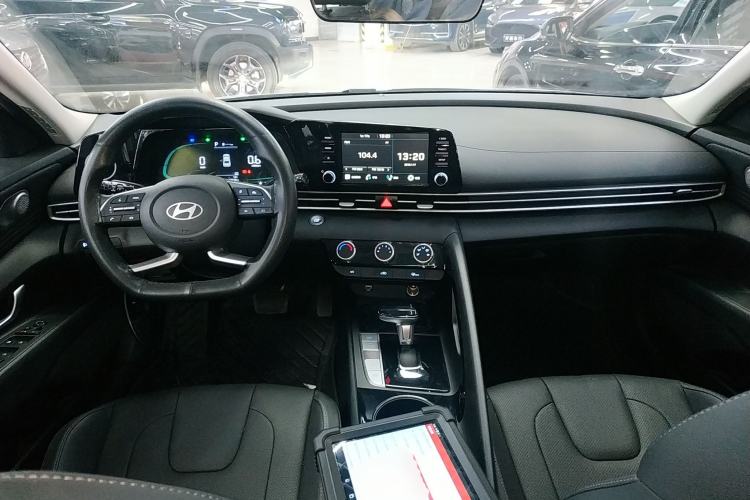 Used Hyundai Elantra 2023 1.5L CVT GLX Elite Edition