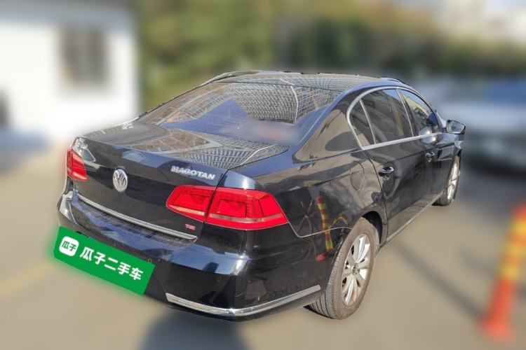 Used Volkswagen Magotan 2013 2.0 TSI Luxury Model
