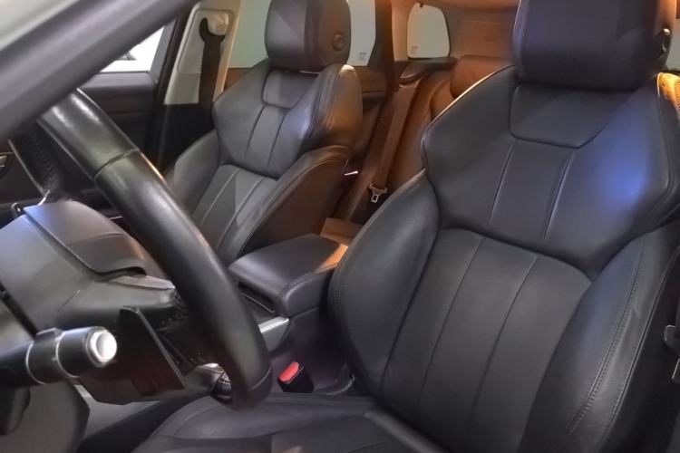 Used Land Rover Range Rover Evoque 2018 240 PS SE Smart Brilliance Edition