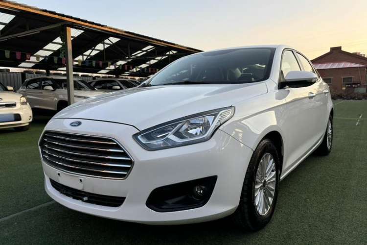 Used Ford Escort 2015 1.5L Automatic Comfort Model
