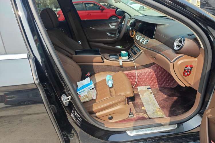 Used Mercedes-Benz E-Class 2019 E 260 L
