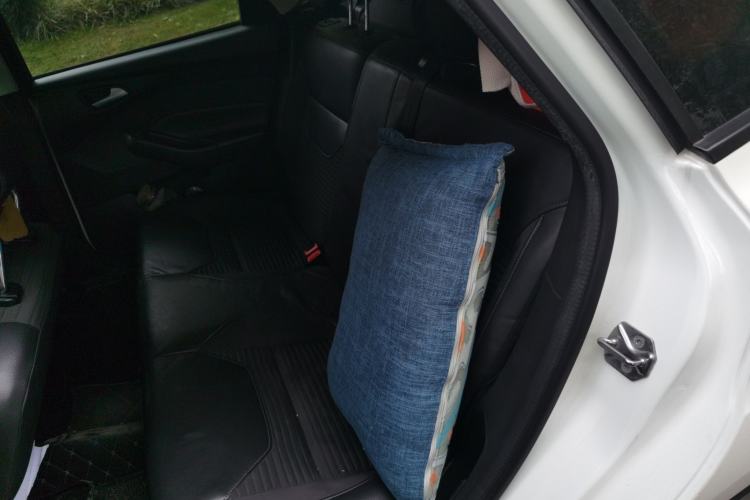 Used Ford Focus 2015 Hatchback EcoBoost 125 Automatic Supreme Style Edition
