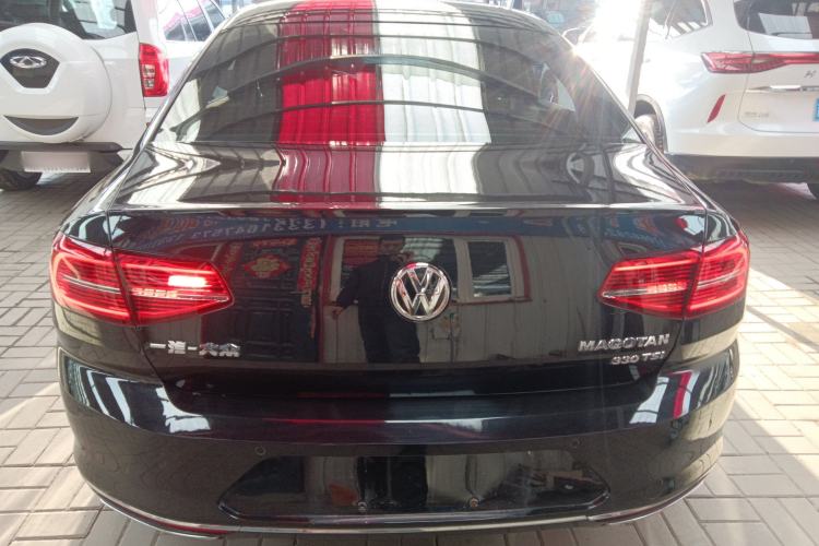 Used Volkswagen Magotan 2018 Facelift 330TSI DSG Luxury Model
