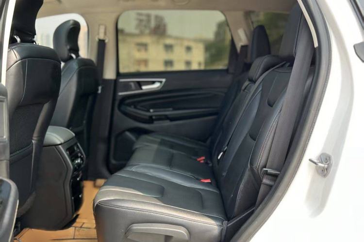 Used Ford Edge 2016 EcoBoost 245 Four-Wheel Drive Titanium 7-Seater
