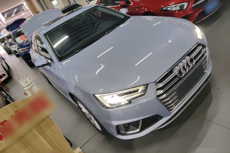 Used Audi A4L 2019 40 TFSI Fashion Edition China VI Emission Standard