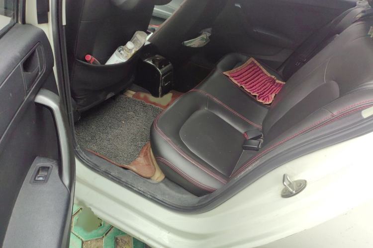 Used Volkswagen Santana 2016 1.6L Manual Fashion Edition
