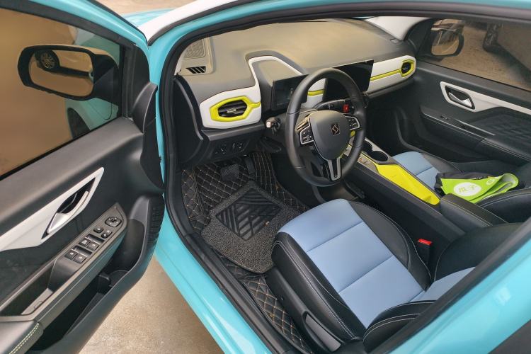 Used SOL E10X 2021 302 km Range Luxury Version 30.2 kWh