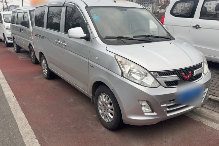 Used Wuling Rongguang V 2016 1.5L Standard Version