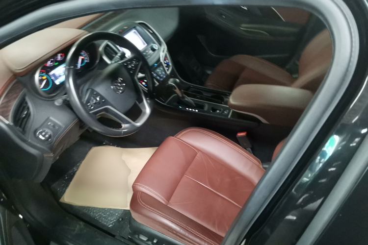 Used Buick LaCrosse 2013 2.4L SIDI Elite Comfort Version
