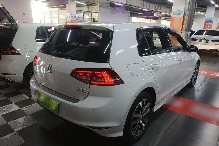 Used Volkswagen Golf 2017 280TSI Automatic R-Line Million-Vehicle Commemorative Edition
