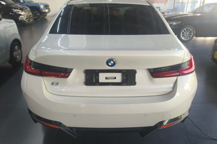 Used BMW i3 2022 eDrive 35 L
