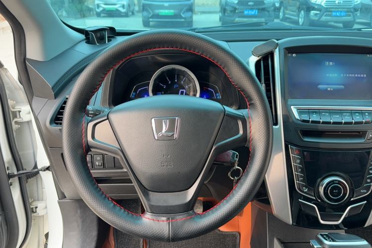 Used Luxgen U6 SUV 2016 1.8T Style Value Model
