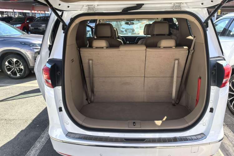 Used Buick GL8 2018 ES 28T Premium Model China VI Standard
