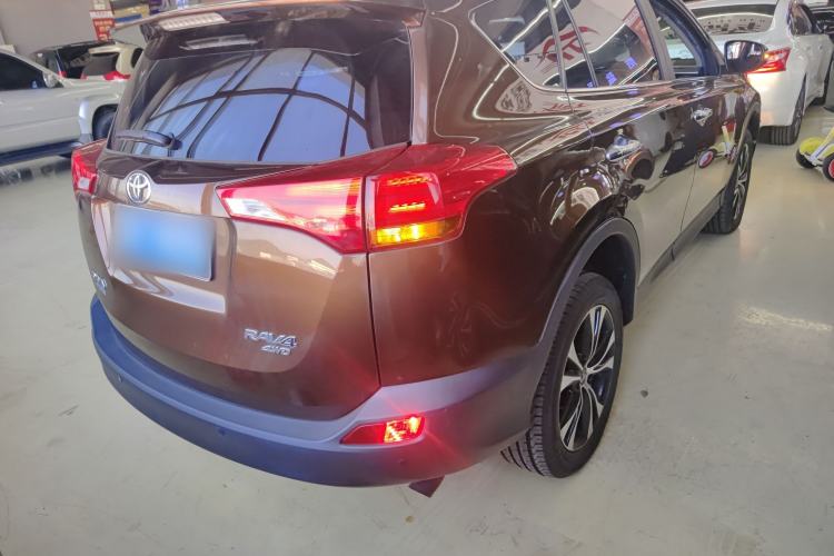 Used Toyota RAV4 2015 2.5L Automatic 4x4 Elite Edition
