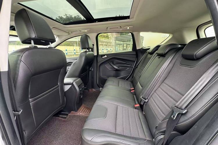 Used Ford Kuga 2013 1.6L GTDi Two-Wheel-Drive Trend Model
