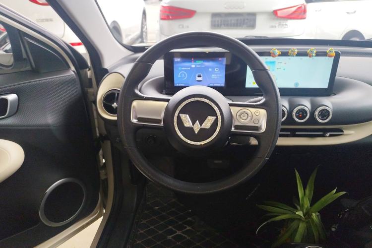 Used Wuling Bingo 2023 333 km Fast-Share Version
