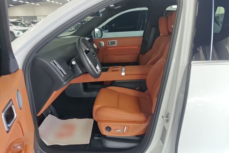 Used Li Auto L6 2025 Pro Smart Refresh Edition
