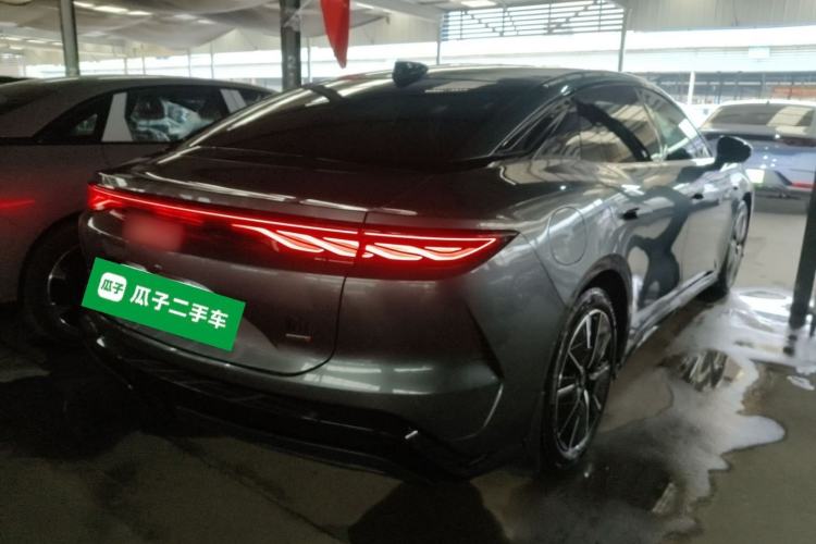 Used BYD Han L 2025 EV 701KM LiDAR Deluxe Edition
