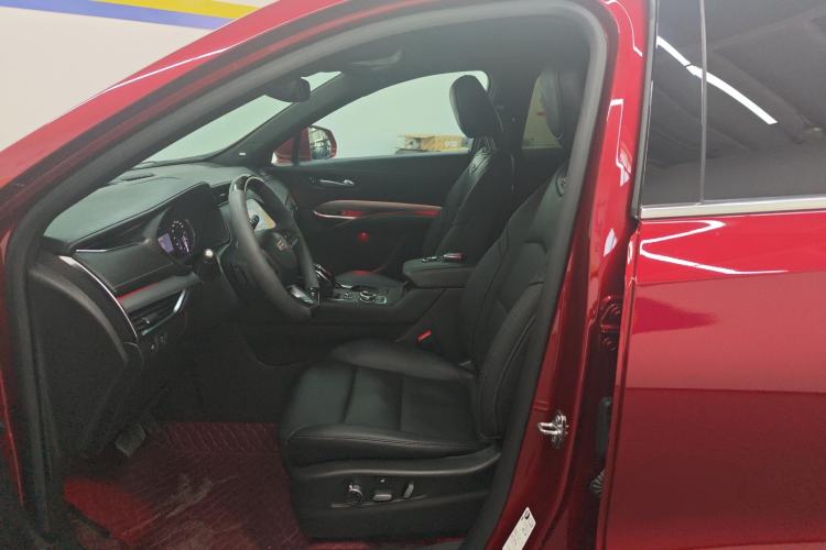 Used Cadillac XT4 2022 28T Two-Wheel Drive Prestige Version
