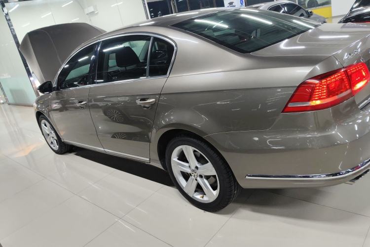 Used Volkswagen Magotan 2016 1.8TSI Luxury Comfort Model
