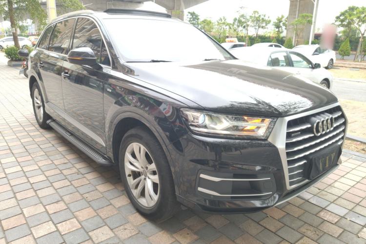 Used Audi Q7 2016 40 TFSI Comfort Model