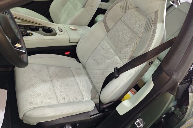 Used Zeekr 001 2025 WE Edition 100 kWh Rear-Wheel Drive