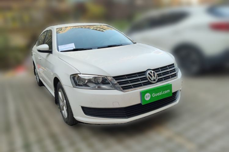 Used Volkswagen Lavida 2015 1.6L Automatic Fashion Edition