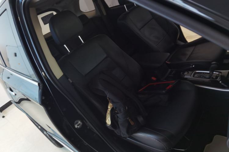 Used Mitsubishi Outlander 2018 2.0L Two-Wheel Drive Glory Edition 5 Seats
