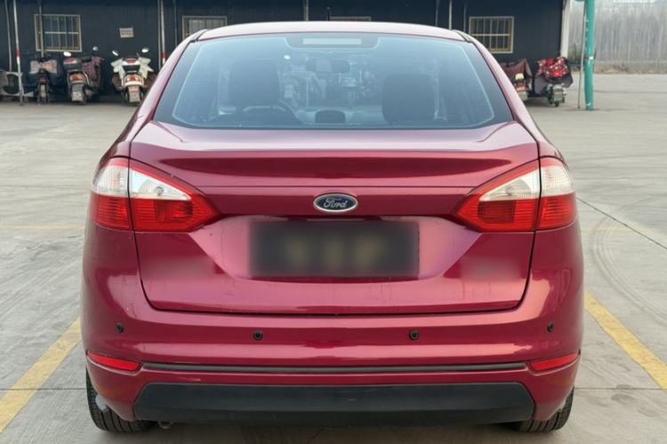 Used Ford Fiesta 2013 Sedan 1.5L Manual Fashion Edition