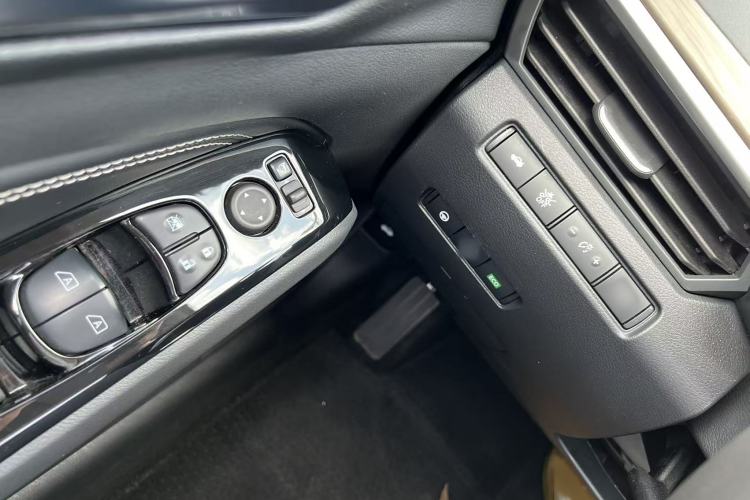 Used Nissan Teana 2021 2.0L XL Upper AD1 Smart Drive & Navigation Edition
