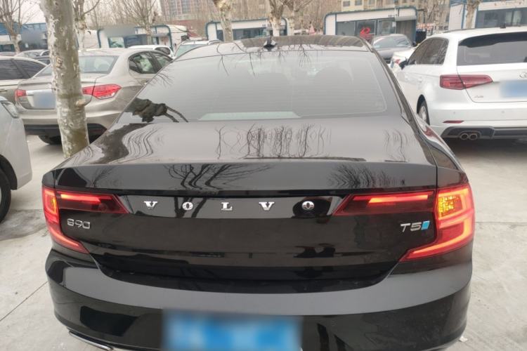 Used Volvo S90 2018 T4 Zhiyuan Edition