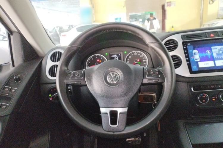 Used Volkswagen Tiguan 2016 280TSI Automatic Two-Wheel Drive Silk Road Comfort Edition
