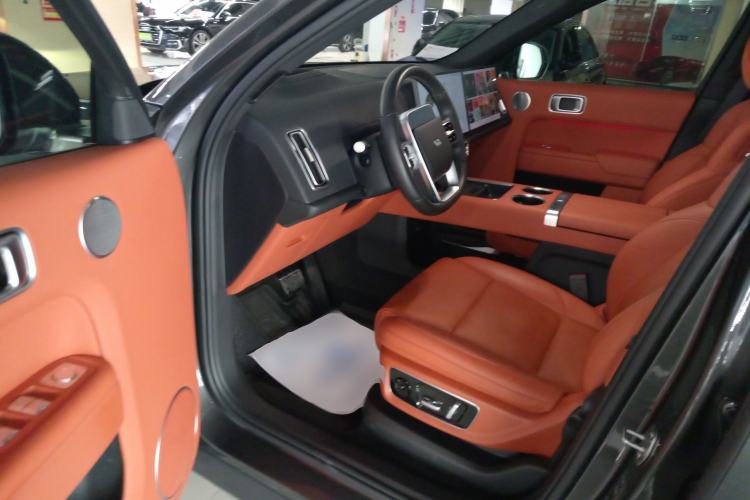 Used Li Auto L8 2023 Pro Model
