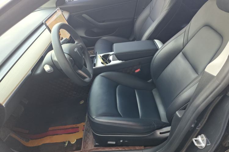 Used Tesla Model 3 2019 Long-Range All-Wheel-Drive Version
