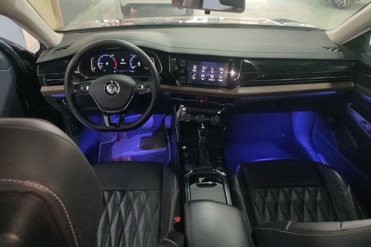 Used Volkswagen Passat 2019 330TSI Luxury Edition China VI Standard