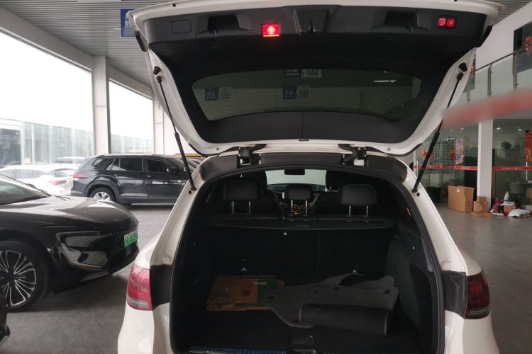 Used Mercedes-Benz GLC 2020 Facelift GLC 300 L 4MATIC Dynamic Edition
