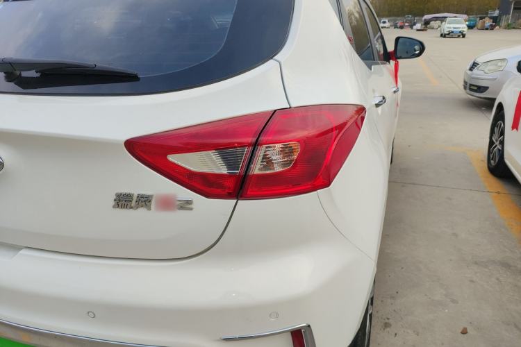 Used  Refine S2 2017 1.5L CVT Shangkui Edition
