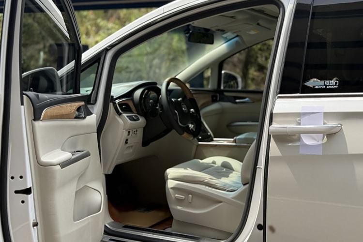 Used Buick GL8 2018 ES 28T Comfort Model China VI Standard
