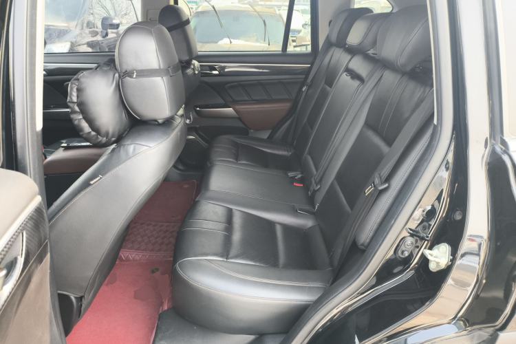 Used GAC Trumpchi GS7 2017 320T Two-Wheel-Drive Luxury Smart Connectivity Model
