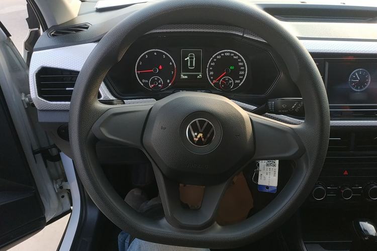 Used Volkswagen Tacqua 2020 1.5L Automatic Shang