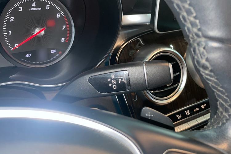 Used Mercedes-Benz GLC 2019 Facelift GLC 260 L 4MATIC Luxury Model
