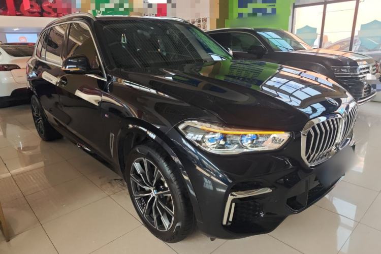 Used BMW X5 2022 Restyled xDrive 30Li Luxury Version M Sport Package
