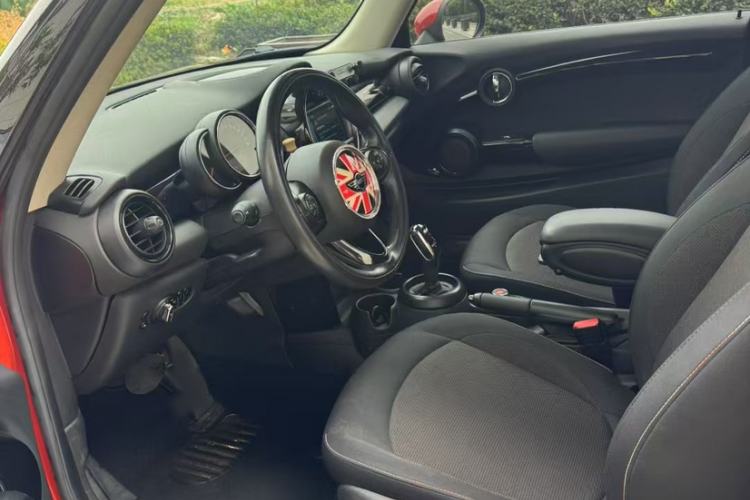 Used  MINI 2018 1.5T ONE PLUS
