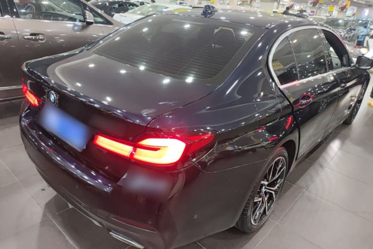 Used BMW 5 Series 2022 Second Facelift 530Li Luxury Version M Sport Package
