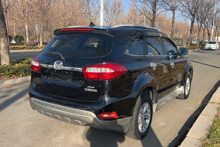 Used JMC Yusheng S350 2016 2.0T Automatic 2WD Gasoline Luxury Version with Sunroof 7 Seats
