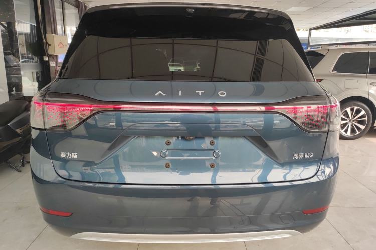 Used Hima AITO M9 2024 Range-Extended Ultra Version 42 kWh 6-Seater Model
