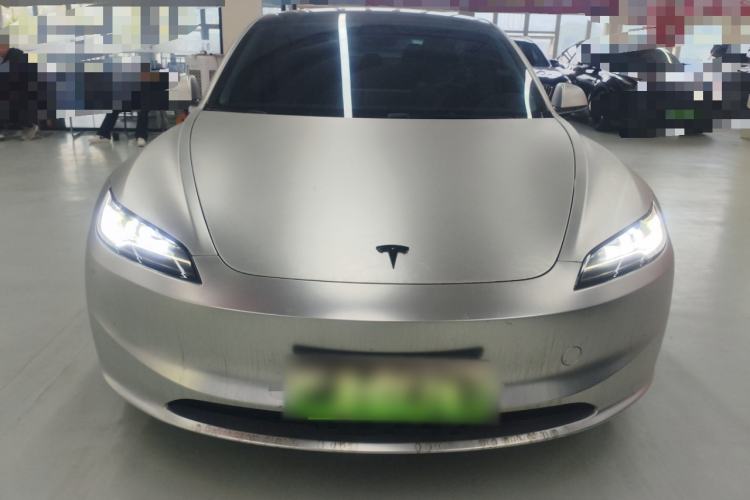 Used Tesla Model 3 2025 Rear-Wheel-Drive Version
