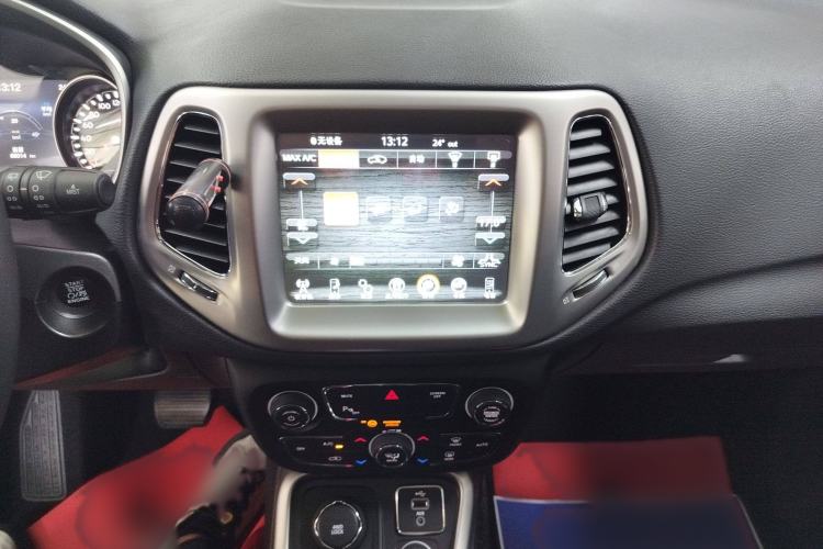 Used  Compass 2017 200T Automatic Family Enjoyment Four-Wheel Drive Edition
