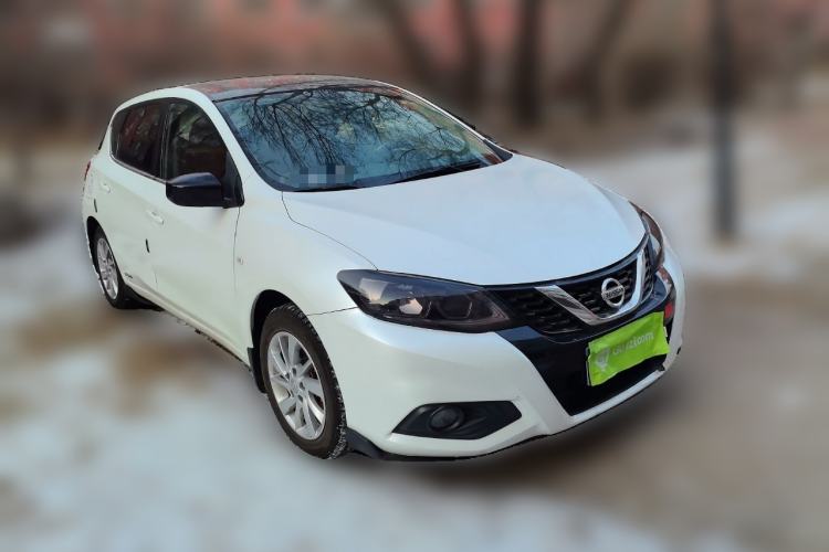 Used Nissan Tiida 2016 1.6L CVT Cool Dynamic Edition