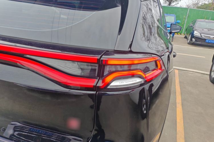 Used BYD Tang 2018 2.0T Automatic Smart Connect Prestige 7-Seater China V Standard